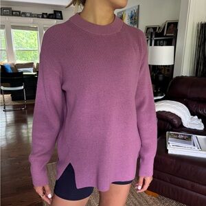 LULULEMON SWEATER